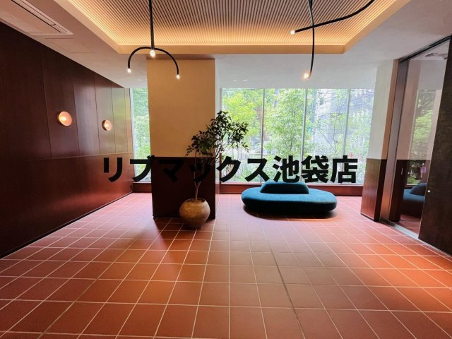 【ロビー】パークアクシス池袋イースト