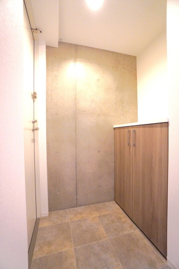 【玄関】ＣＲＥＡＴＩＦ池袋本町