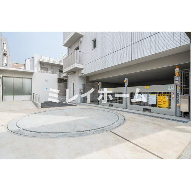 ドゥーエ西馬込の駐車場