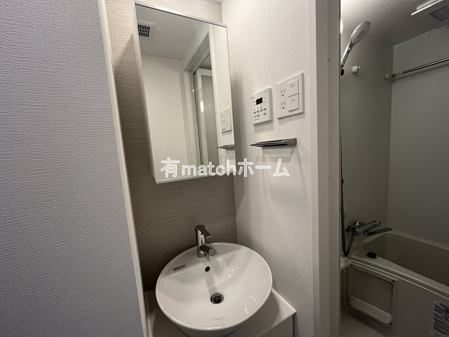 エスリード大阪イーストエッジの洗面所