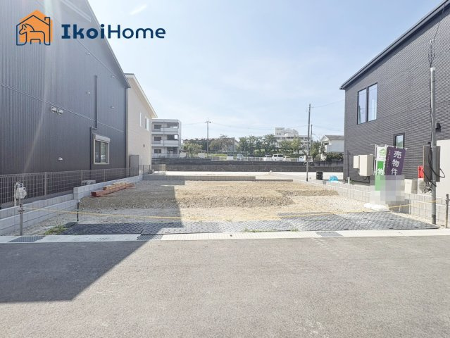 明石市大久保町江井島第4　2号棟　新築戸建のエントランス|物件・当店の最寄駅まで無料送迎！最短10分で指定場所へお迎えに向かいます！まずはお問い合わせください