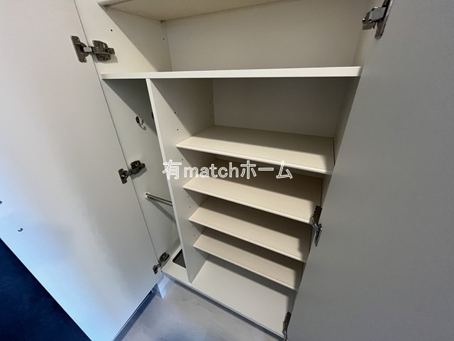 エスリード大阪イーストエッジの収納