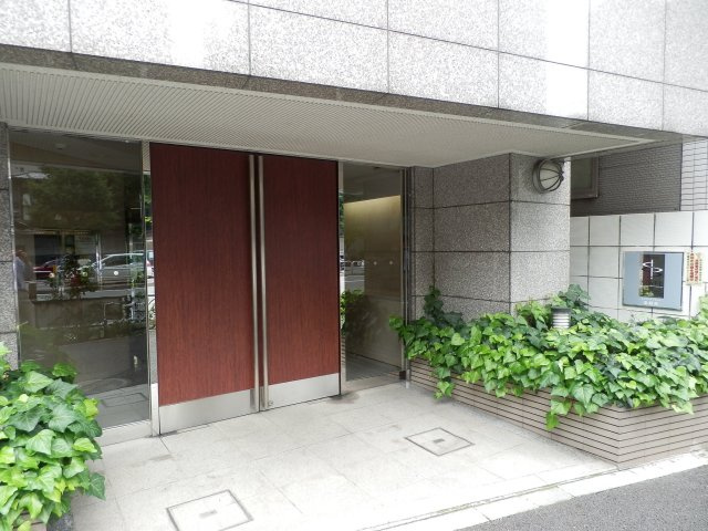 【エントランス】エスコートノヴェル南麻布