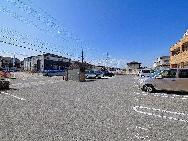ＣＨＥＲＲＹ　ＨＯＵＳＥ（チェリーハウス）の駐車場|駐車場です