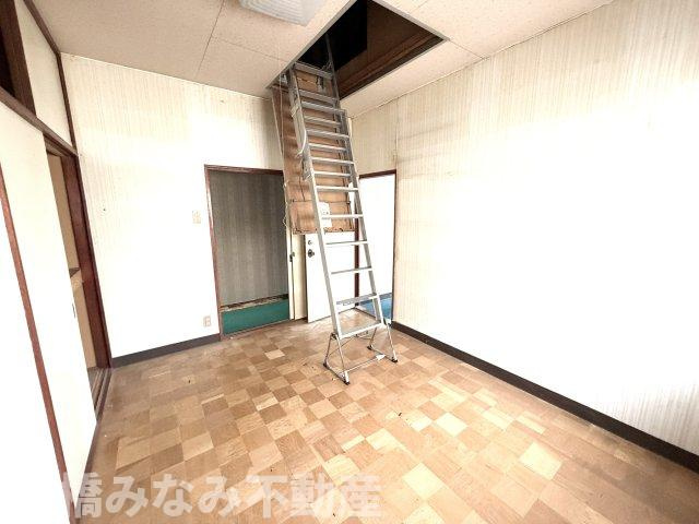 【中古】高崎市江木町　６LDK＋Sの洋室|洋室｜リフォームのご相談も『前橋みなみ不動産』へお任せください！