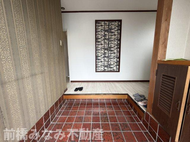 【中古】高崎市江木町　６LDK＋Sの玄関|玄関です