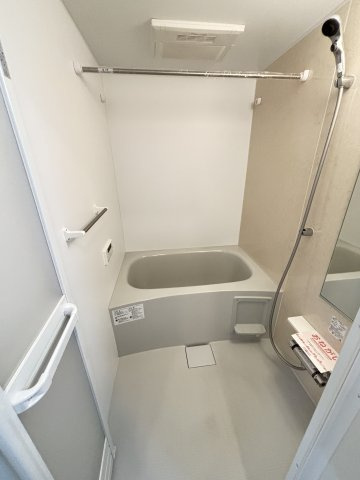 カーサ　ルセス　Ａの浴室