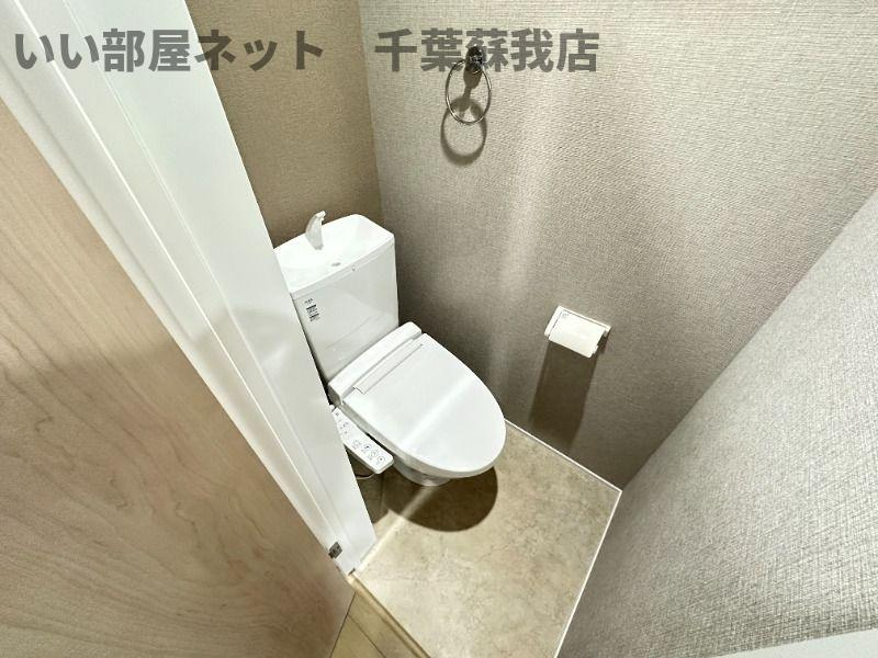 ルミエール大巌寺のトイレ|落ち着いた色調のトイレです