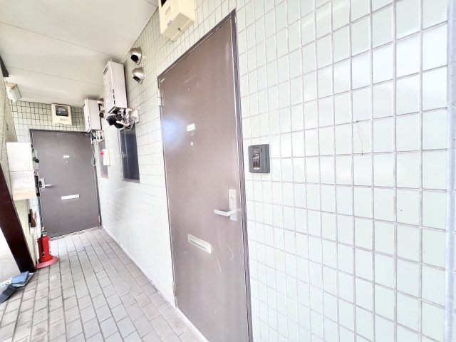 b’casa四街道V re-bornの玄関|ゆったりとした玄関です