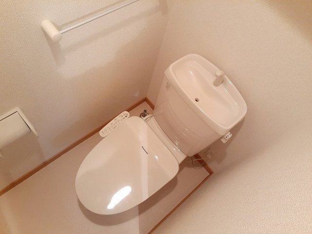 プランタン　Ａのトイレ|ゆったりとした空間のトイレです