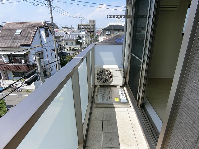 シャーメゾン里中のバルコニー