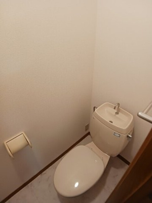 【トイレ】 | エスポワール３１７ | ゆったりとした空間のトイレです
