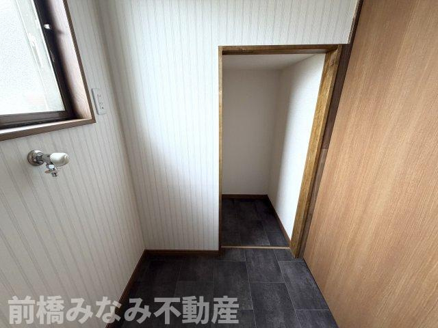 【中古】前橋市横沢町　４LDKの脱衣所|収納付きの脱衣室です。