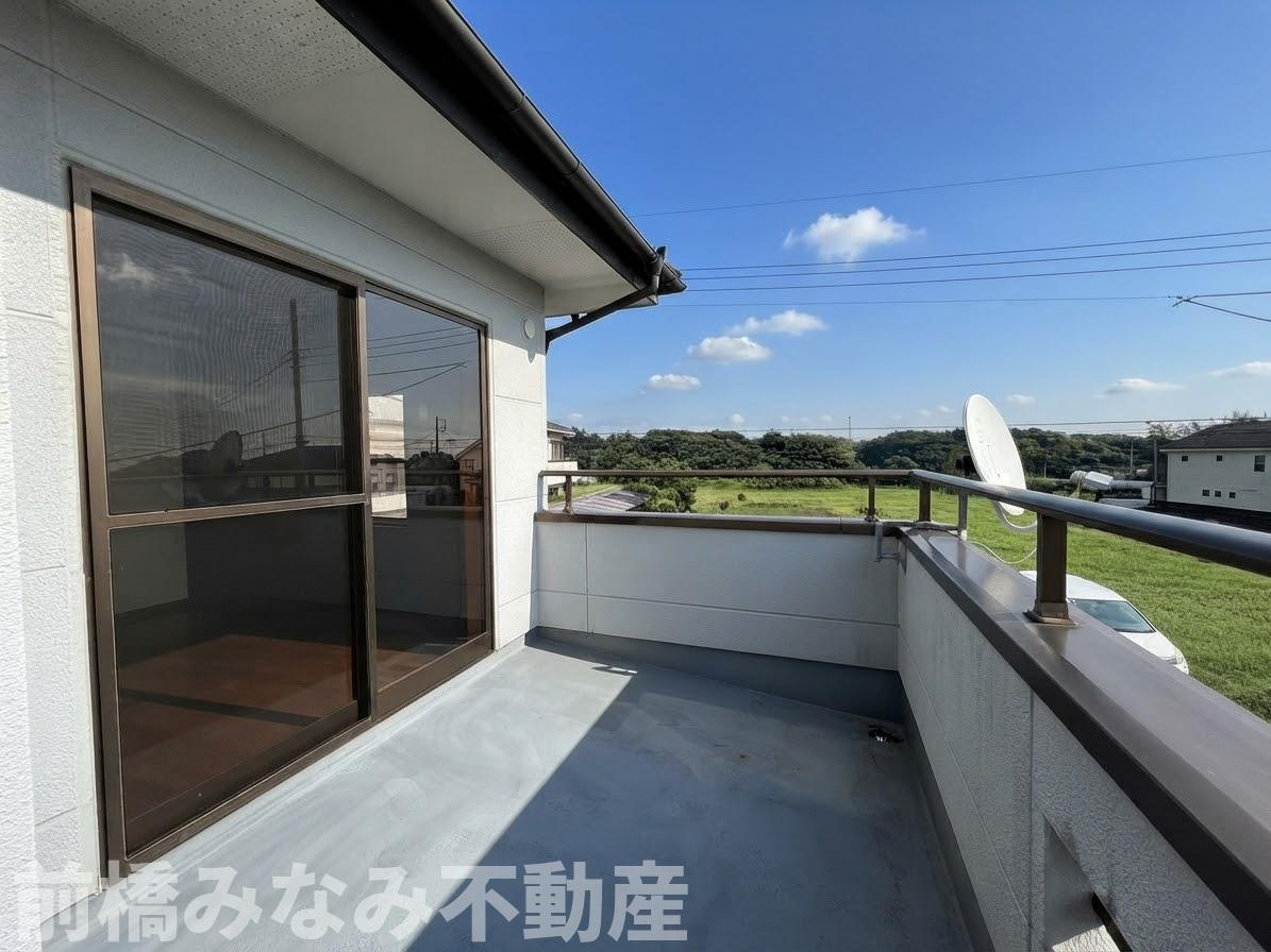 【中古】前橋市横沢町　４LDKのバルコニー|開放的で明るい空間を演出してくれるバルコニーです