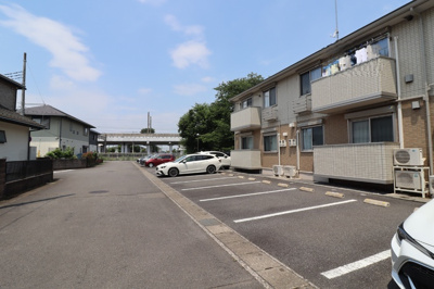 【駐車場】 | メゾン医大前桜 Ａ | 駐車場