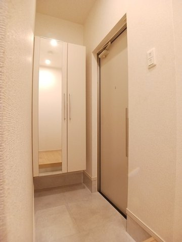【玄関】 | サニーレジデンス稲田本町