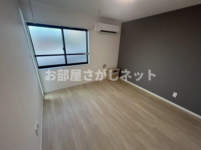 BASE三ツ沢下町【おとり物件なし】#学生・社会人にオススメ！初期費用分割払いOK！の居間・リビング