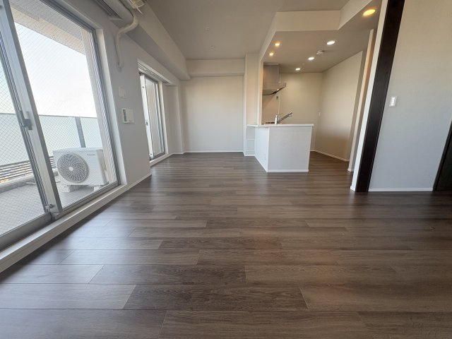 ☆リベール明石西新町☆の居間・リビング|現在空家、即案内可能