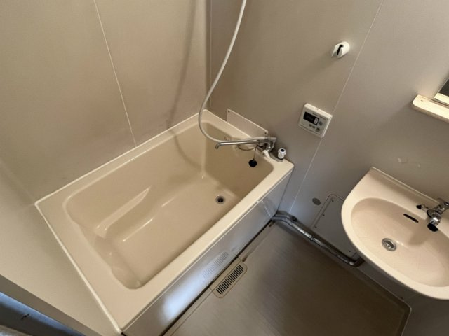 アパートメント杉並の浴室|きれいなお風呂です