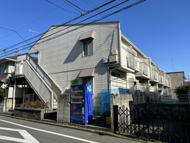 アパートメント杉並の外観|外観は落ち着いています