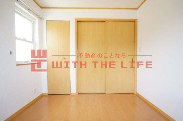 グリーンコート【キャッシュバック対象物件】の洋室|使い勝手のいい洋室です