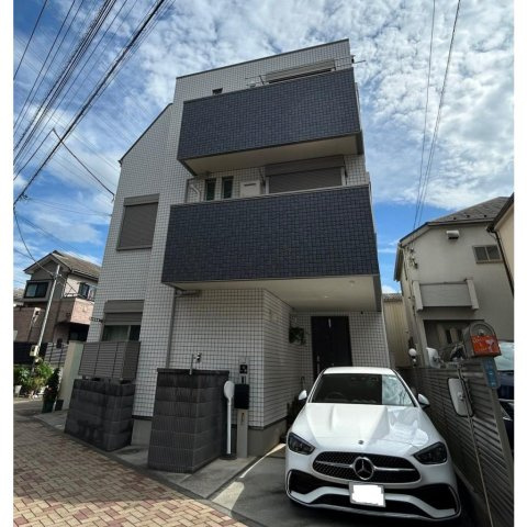 エミューの外観|外はこのようになっています