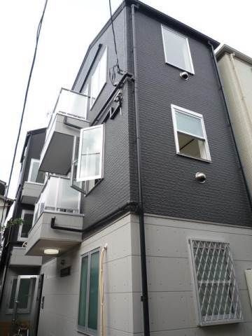 マーチ田端の外観