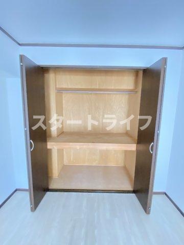 大阪市東淀川区東中島４丁目の賃貸マンションの収納