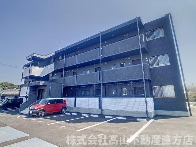 直方市大字感田の賃貸マンションの外観