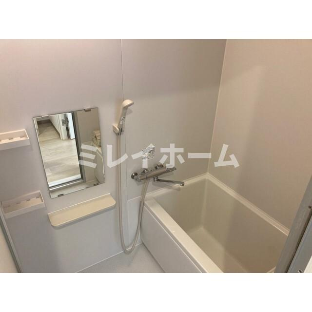 正栄プラザビルの浴室