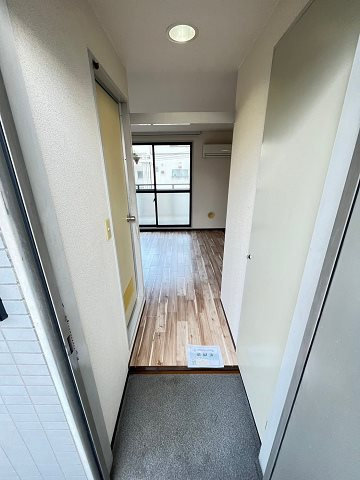 ベルフィーユNARUOの玄関
