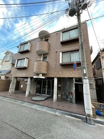 ハイコート甲子園四番町の外観
