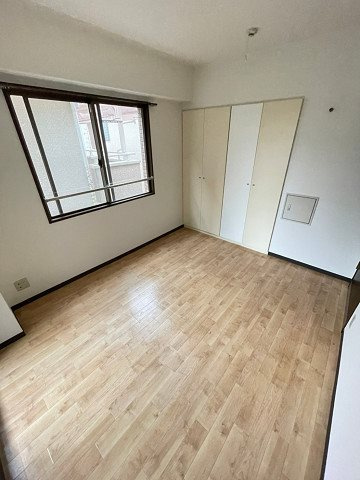 ハイコート甲子園四番町