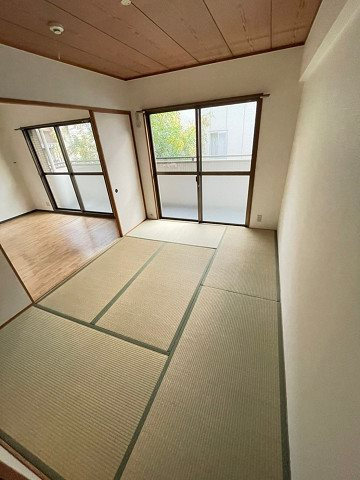 ハイコート甲子園四番町