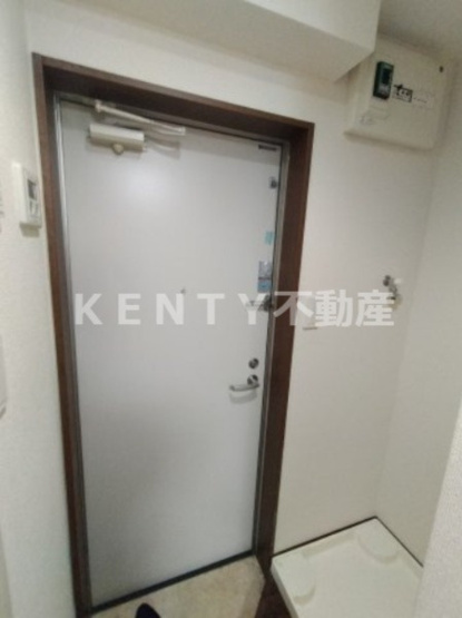 【玄関】 | グラシア大森 | 明るい玄関です