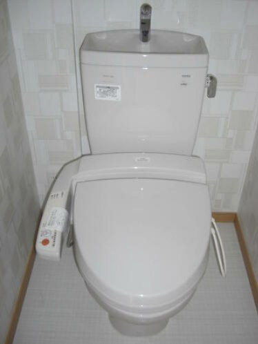 アビテ【キャッシュバック対象物件】のトイレ|清潔感のあるトイレです