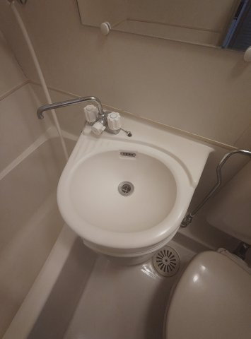コスモプラザ三宮の洗面所