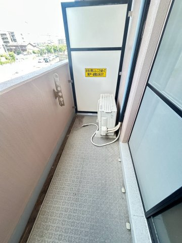 Avenueのバルコニー