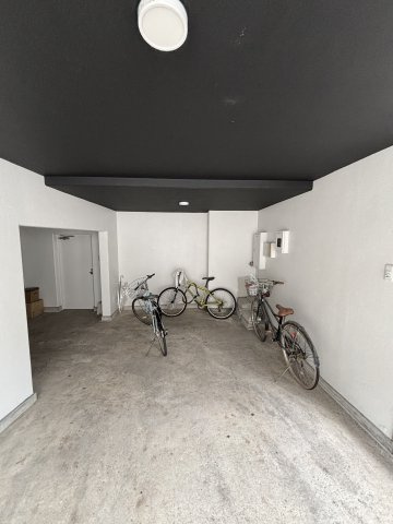 SunMark平尾駅前の駐車場