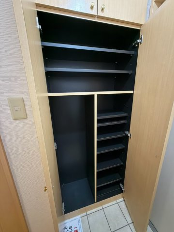 スーペリア本山の外観