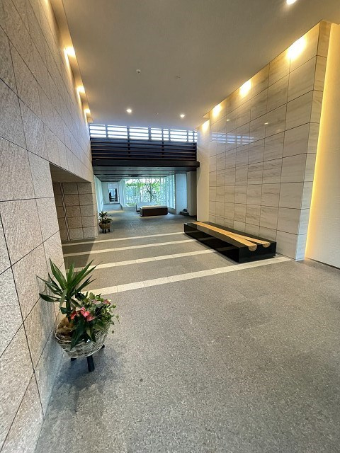 プラウド夙川の外観