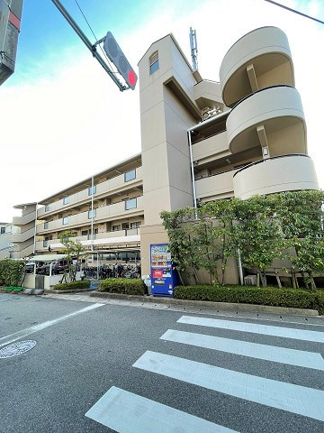 夙川レッチオ・レジデンツァの外観
