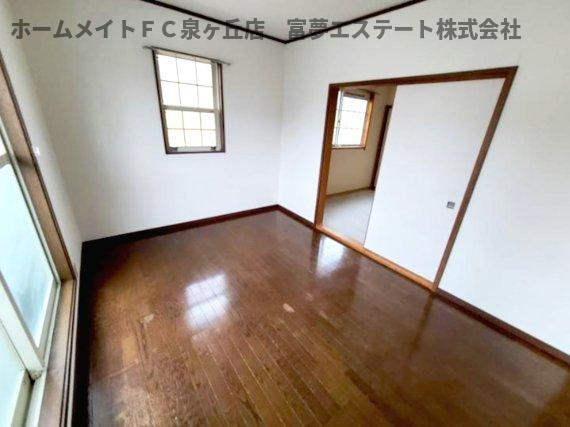 クラージュ土師A棟の洋室