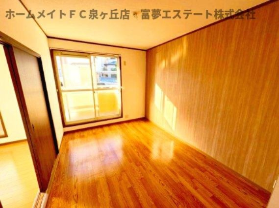 【居間・リビング】 | クラージュ土師A棟 | 同物件・反転タイプ