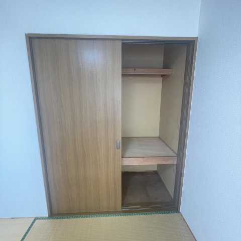 メゾン８番館の収納