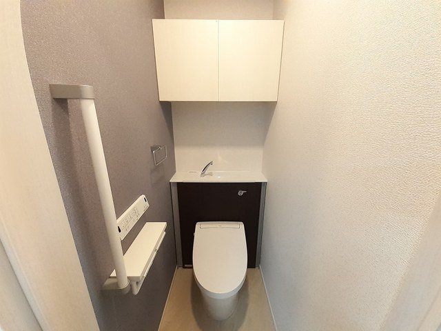 ジュネス　エトワールのトイレ|ゆったりとした空間のトイレです
