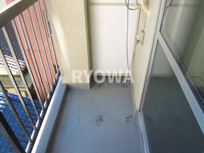 【バルコニー】 | 小菅4丁目賃貸住宅 | 【バルコニー】
掲載の写真は退去前の写真となります。
