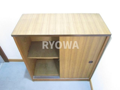 【収納】 | 小菅4丁目賃貸住宅 | 【玄関収納】
掲載の写真は退去前の写真となります。