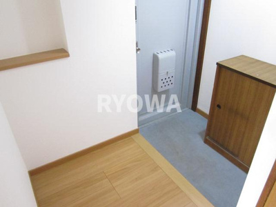 【玄関】 | 小菅4丁目賃貸住宅 | 【玄関】
掲載の写真は退去前の写真となります。