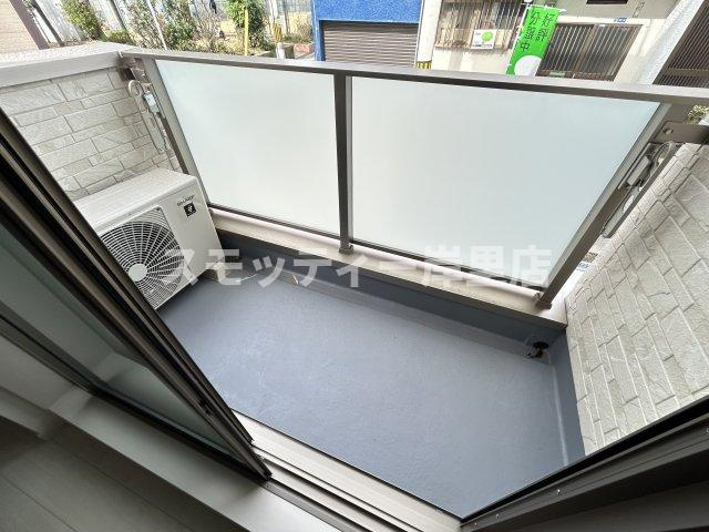 GRANDIR岸里のバルコニー